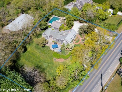 23 Madaket Road West of Town
