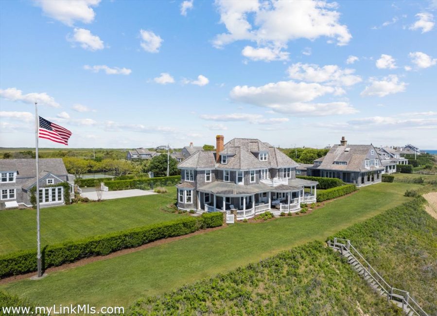 63 Baxter Road Nantucket Image