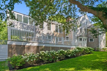 11 Pleasant Street Town