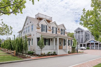 10 White Elephant Way Town