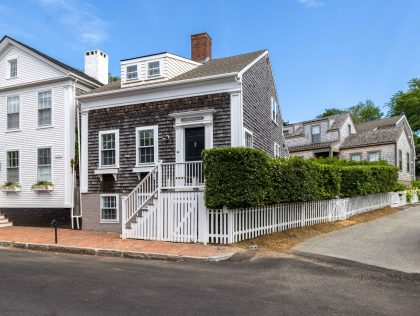34 Pine Street Town