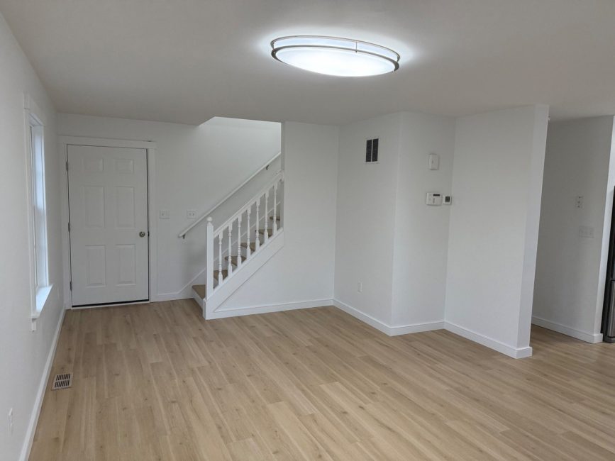  106 Old South Road Unit B Image 12
                                    