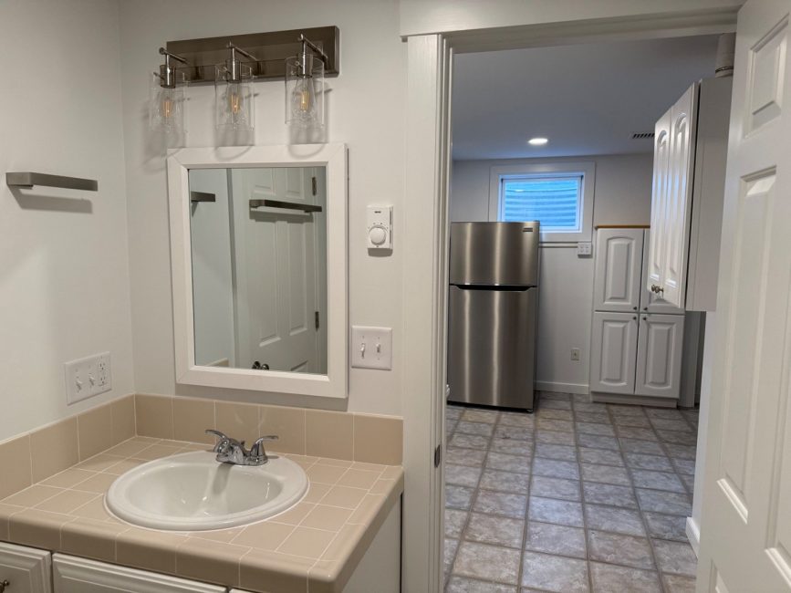  106 Old South Road Unit B Image 24
                                    