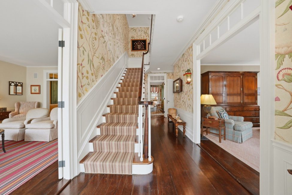  19 India Street Image 7
                                    