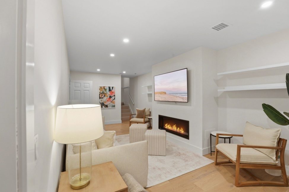  18 Pine Tree Road Image 12
                                    