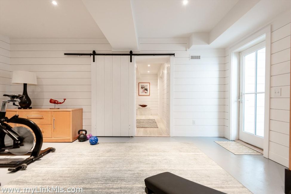  26 Pequot Street Image 31
                                    