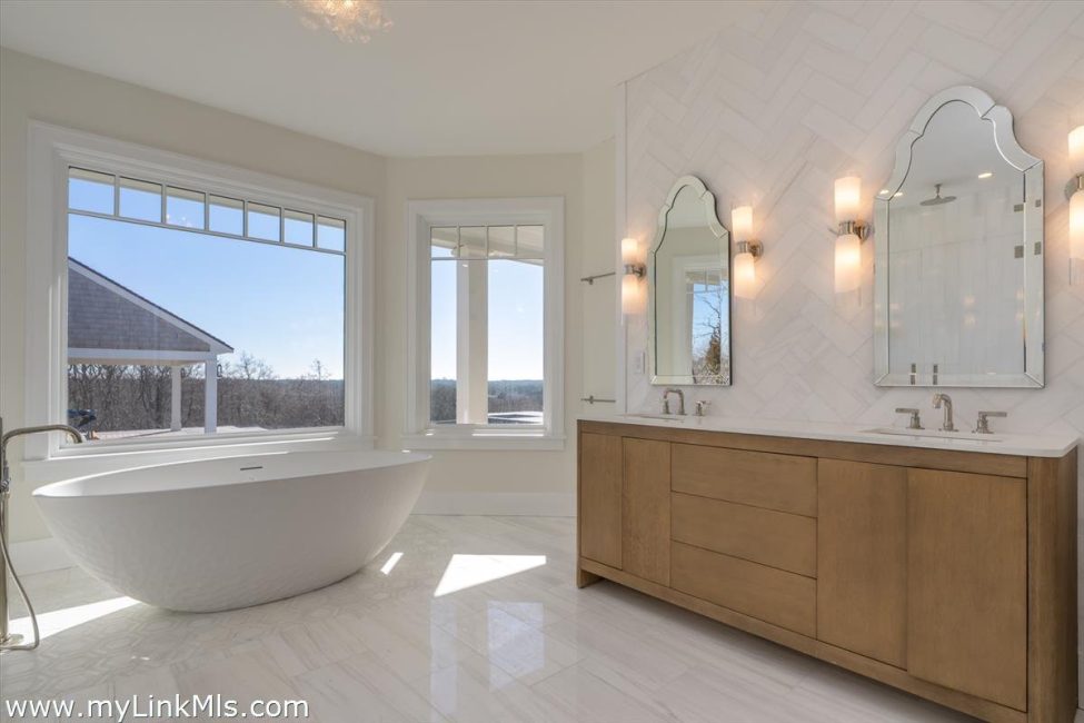  25 North Pasture Lane Image 14
                                    