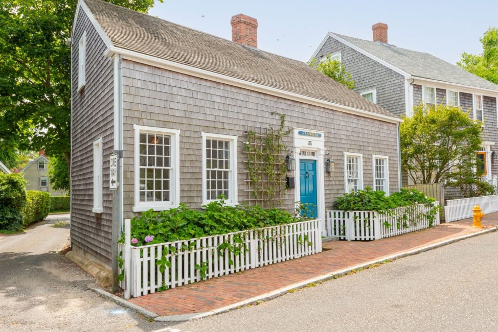 35 Pine Street Nantucket Image
