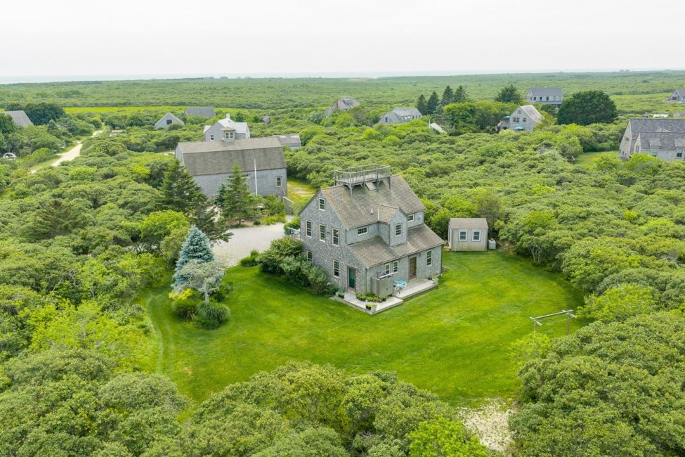 21 Exeter Street Nantucket Image