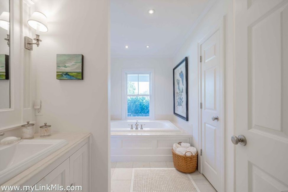  110 Baxter Road Image 22
                                    