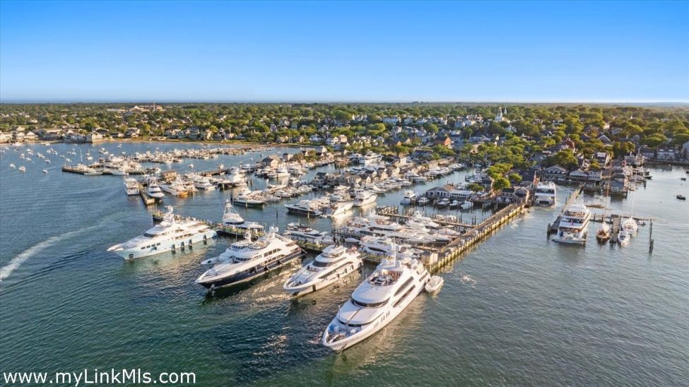 20 Straight Wharf # D Image 30
                                    