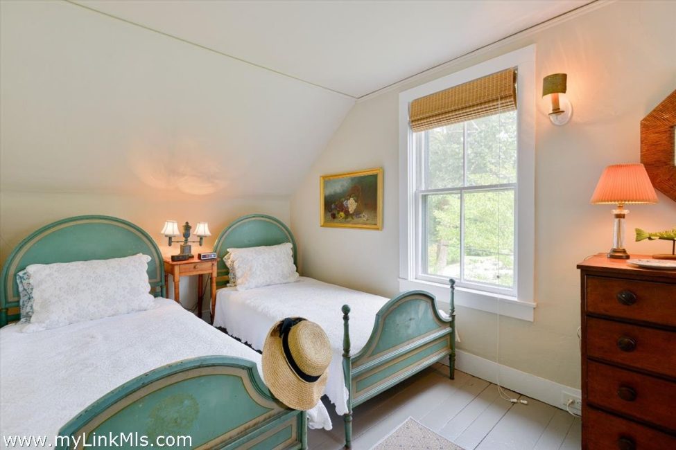  12 Cottage Avenue Image 27
                                    
