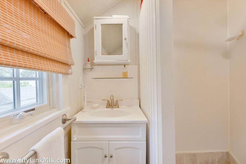  12 Cottage Avenue Image 30
                                    