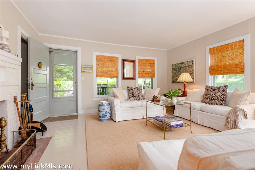  12 Cottage Avenue Image 10
                                    