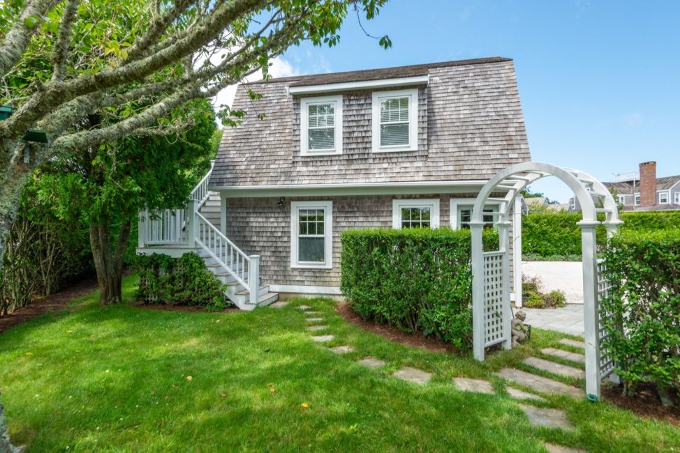  8 Hedge Row Image 35
                                    